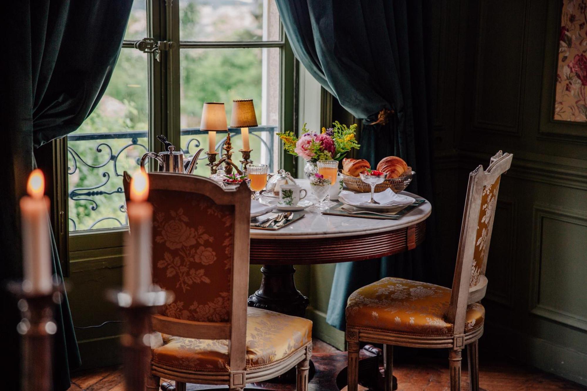 Chateau De Picheny Екстериор снимка